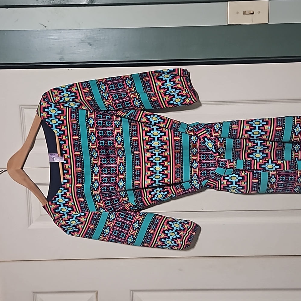 Dress - Picture 2 of 3